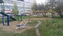 Площадка для воркаута в городе Пермь №5799 Маленькая Современная фото