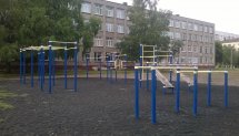 Площадка для воркаута в городе Уфа №6899 Средняя Современная фото