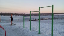 Площадка для воркаута в городе Барнаул №5032 Средняя Современная фото