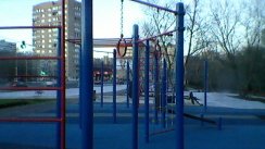 Площадка для воркаута в городе Москва №4544 Средняя Современная фото