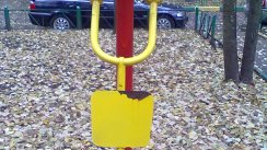 Площадка для воркаута в городе Москва №1868 Маленькая Современная фото