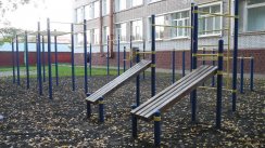 Площадка для воркаута в городе Уфа №5654 Средняя Современная фото