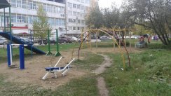 Площадка для воркаута в городе Пермь №5799 Маленькая Современная фото