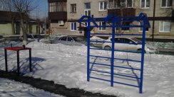 Площадка для воркаута в городе Тюмень №6278 Средняя Современная фото