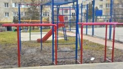 Площадка для воркаута в городе Ставрополь №6428 Маленькая Современная фото