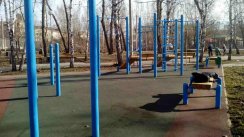 Площадка для воркаута в городе Красноярск №6432 Средняя Современная фото