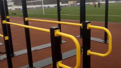 Площадка для воркаута в городе Шатура №6466 Маленькая Современная фото