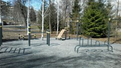 Площадка для воркаута в городе Казань №6558 Средняя Современная фото