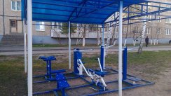 Площадка для воркаута в городе Владимир №6573 Маленькая Современная фото