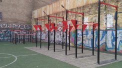 Площадка для воркаута в городе Санкт-Петербург №6665 Средняя Современная фото