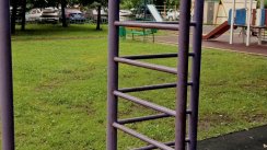 Площадка для воркаута в городе Москва №6845 Маленькая Современная фото