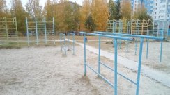 Площадка для воркаута в городе Югорск №7552 Средняя Советская фото