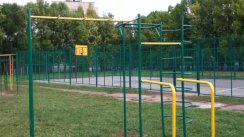 Площадка для воркаута в городе Чебоксары №7700 Средняя Современная фото