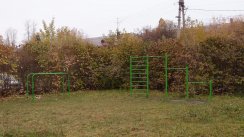 Площадка для воркаута в городе Новосибирск №7755 Маленькая Современная фото