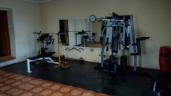 Площадка для воркаута в городе Чита №7977 Маленькая Современная фото