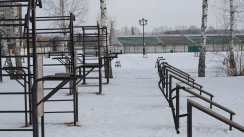 Площадка для воркаута в городе Салават №8148 Большая Современная фото