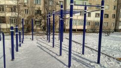 Площадка для воркаута в городе Бишкек №8150 Средняя Хомуты фото