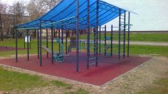 Площадка для воркаута в городе Торжок №7987 Большая Современная фото