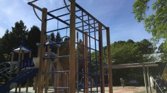 Площадка для воркаута в городе Санкт-Петербург №8635 Маленькая Современная фото