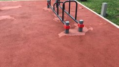 Площадка для воркаута в городе Москва №8751 Маленькая Современная фото