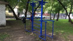 Площадка для воркаута в городе Москва №8792 Средняя Современная фото