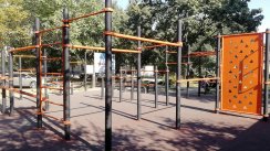 Площадка для воркаута в городе Белореченск №8957 Большая Современная фото