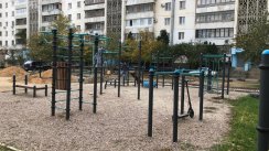 Площадка для воркаута в городе Евпатория №9191 Маленькая Современная фото