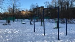 Площадка для воркаута в городе Санкт-Петербург №9369 Средняя Современная фото