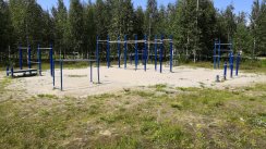 Площадка для воркаута в городе Нягань №9969 Средняя Хомуты фото