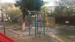 Площадка для воркаута в городе Геленджик №10168 Маленькая Современная фото