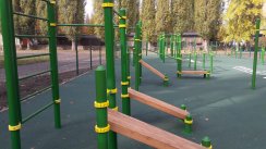 Площадка для воркаута в городе Курчатов №8076 Большая Хомуты фото