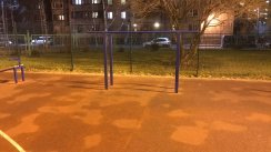 Площадка для воркаута в городе Санкт-Петербург №10368 Маленькая Современная фото