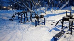 Площадка для воркаута в городе Воркута №10475 Средняя Современная фото