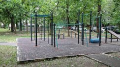 Площадка для воркаута в городе Москва №10638 Средняя Современная фото