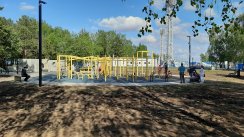 Площадка для воркаута в городе Набережные Челны №10705 Средняя Современная фото