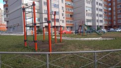 Площадка для воркаута в городе Ижевск №10826 Маленькая Современная фото