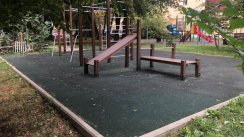 Площадка для воркаута в городе Москва №11498 Маленькая Современная фото