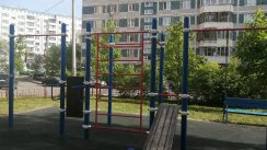 Площадка для воркаута в городе Мытищи №11842 Маленькая Современная фото