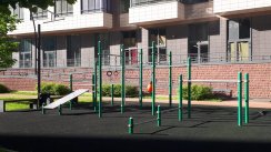 Площадка для воркаута в городе Санкт-Петербург №11875 Средняя Современная фото