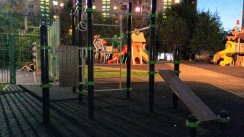 Площадка для воркаута в городе Москва №12425 Средняя Современная фото