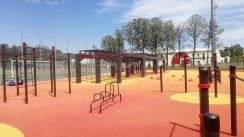 Площадка для воркаута в городе Москва №12553 Большая Современная фото