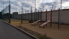 Площадка для воркаута в городе Казань №12650 Маленькая Современная фото