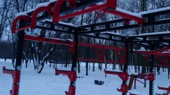 Площадка для воркаута в городе Москва №12736 Средняя Современная фото