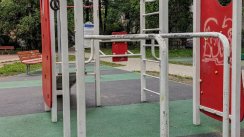 Площадка для воркаута в городе Санкт-Петербург №12846 Маленькая Современная фото