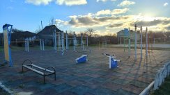 Площадка для воркаута в городе Феодосия №13051 Средняя Хомуты фото