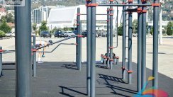 Площадка для воркаута в городе Сочи №11475 Большая Современная фото