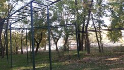 Площадка для воркаута в городе Евпатория №4538 Маленькая Современная фото