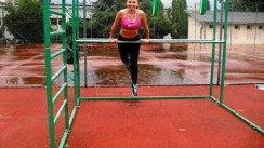 Площадка для воркаута в городе Братислава №3752 Маленькая Современная фото