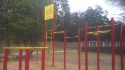 Площадка для воркаута в городе Чита №2430 Средняя Современная фото