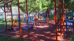 Площадка для воркаута в городе Москва №4083 Средняя Современная фото